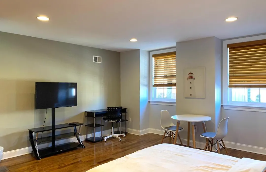 Af Stays - Philadelphia 1210 Mt Vernon St-1