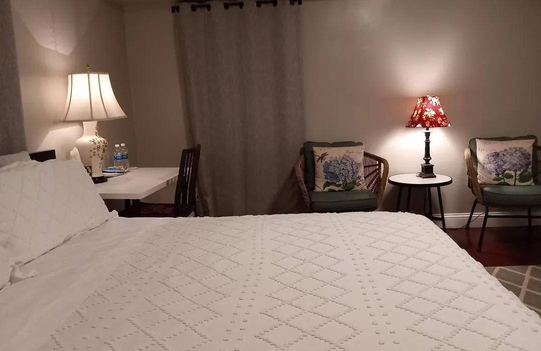 Fairmount House Free Street Parking Quiet Spacious-1