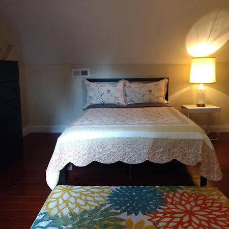 Fairmount House Free Street Parking Quiet Spacious-3